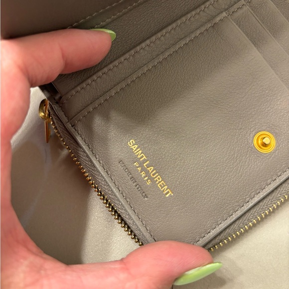 Authentic YSL Wallet - Picture 4 of 9